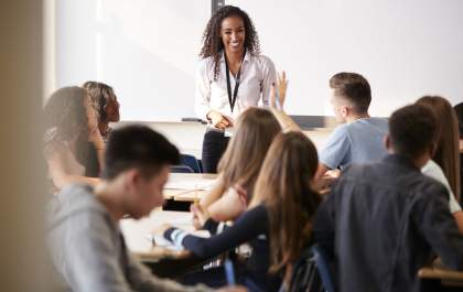 Desafio Criativos da Escola seleciona melhores projetos estudantis de impacto social