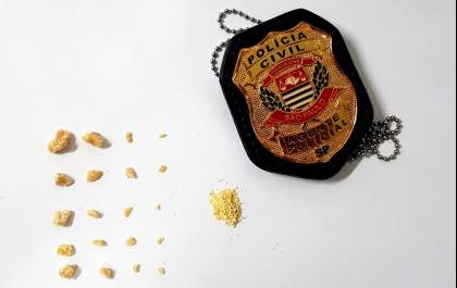 PC prende casal por tráfico de drogas, associação ao tráfico e outros delitos
