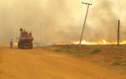 Incêndio se aproxima de gasoduto em Penápolis