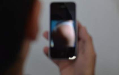 Ex é denunciado por vazar fotos íntimas de namorada