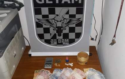 Polícia Militar prende casal por tráfico de drogas em TL