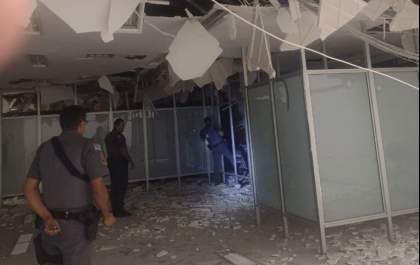 Polícia confirma roubo a 2 agências bancárias e danos em uma terceira