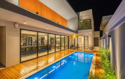 Equipe da Vidrobox fala sobre as piscinas de vidro, a mais nova tendência da arquitetura moderna
