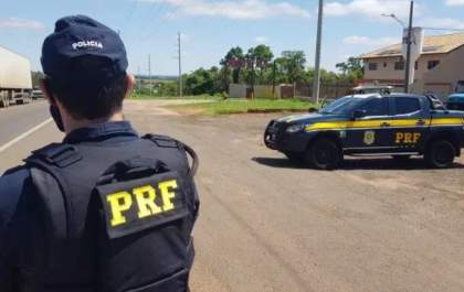 Sem paralisação de caminhoneiros, fluxo é normal nas rodovias federais, diz PRF