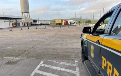 Governo diz que não há mais interdição de rodovias por caminhoneiros