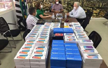 Receita Federal doa celulares apreendidos à Educação Municipal de Araçatuba