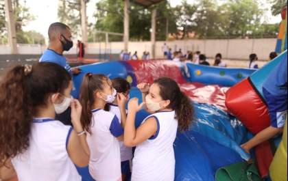 Escolas municipais de Araçatuba terão brinquedos no Mês da Criança