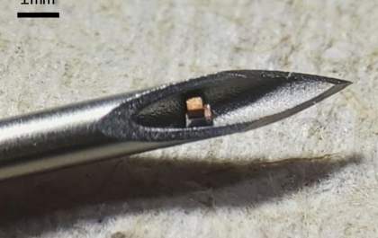 Microchip invisível a olho nu