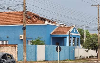 Tempestade deixa estragos em diversos pontos em Três Lagoas