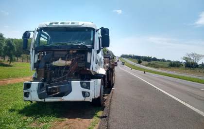 Engavetamento na Rondon deixa 2 pessoas feridas