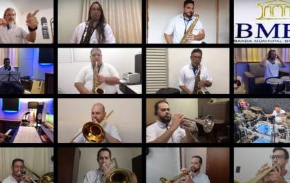 Banda municipal Bruno Zago interpreta 'Aquarela do Brasil'