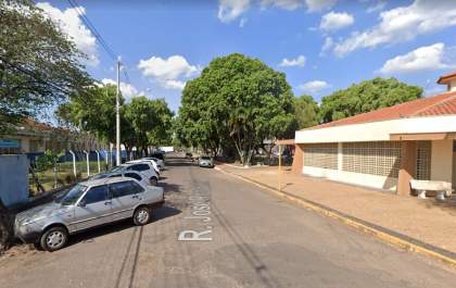 Júri se reúne nesta quarta para julgar acusado de matar colega a pedradas