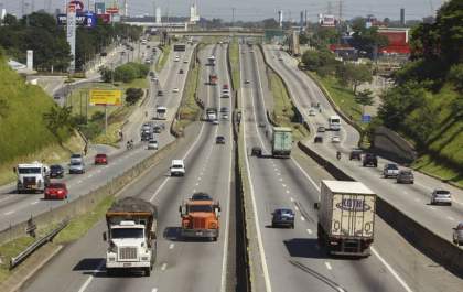 Concessão da Via Dutra e de trecho da Rio-Santos vai a leilão hoje