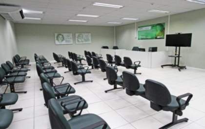 Veja o que abre e fecha das repartições públicas no feriado de Finados