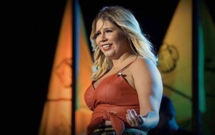 Marília Mendonça morre em queda de avião em Minas Gerais