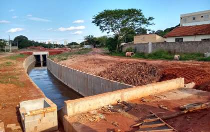 Empresa desiste e Prefeitura fará nova licitação para asfaltar a Pompeu