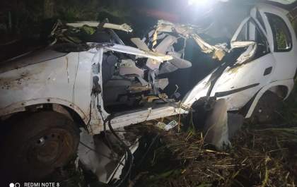 Após capotamento na BR-262 casal morre no local