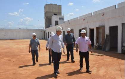 Birigui consegue mais um ano para conclusão de complexo esportivo