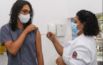 SP libera a dose adicional contra a covid-19 para toda a população adulta