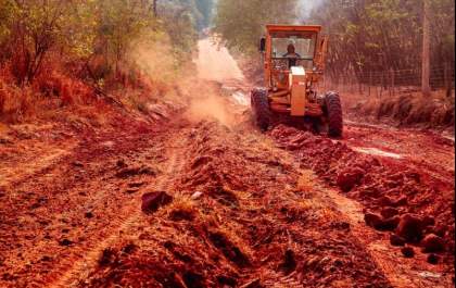 Vereadores solicitam asfalto na estrada que liga Castilho a Paranápolis
