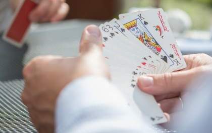 Dar o primeiro passo é começar a aprender a jogar Poker