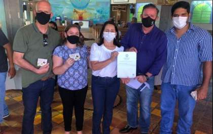Eduardo Rocha participa da missa de 7º dia do saudoso ex-prefeito de Rio Verde, Zé de Oliveira