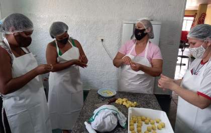 Suzano apoia projetos sociais de geração de renda para mulheres em Água Clara e Três Lagoas