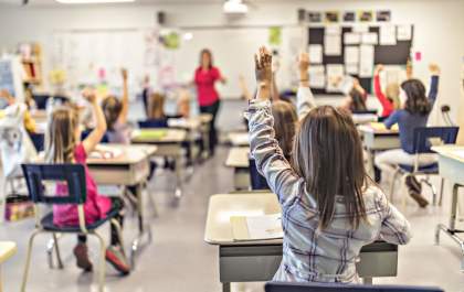 Educação básica brasileira apresenta avanços, aponta pesquisa