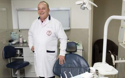 Implantes dentários com Marcelo Sanches