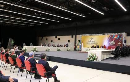 Personalidades recebem a Ordem do Mérito Judiciário do TJMS