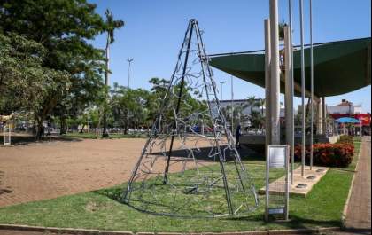 Decoração e iluminação de Natal será inaugurada na segunda-feira (06)