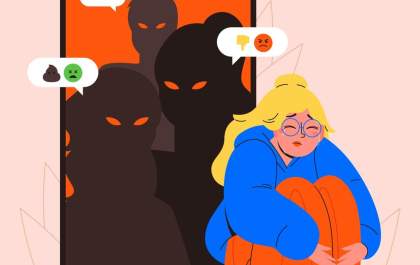 Assédio é principal violência a meninas e mulheres em ambiente virtual