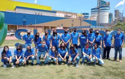 Suzano inicia primeira turma do programa de qualificação para jovens em Três Lagoas