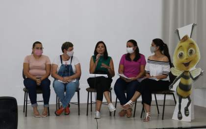 Professores de Birigui expõem projetos e recebem certificação do programa 'A União Faz a Vida'
