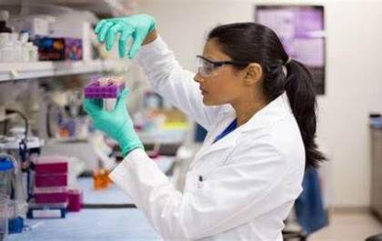 Conheça mais sobre o curso de Biomedicina da AEMS
