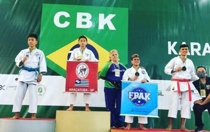 Atletas do município conquistam medalhas de ouro no karatê
