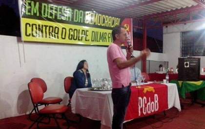 Presidente do PCdoB vai a conferência nacional do partido em São Paulo