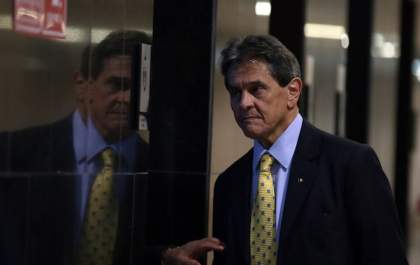 Supremo mantém prisão de Roberto Jefferson