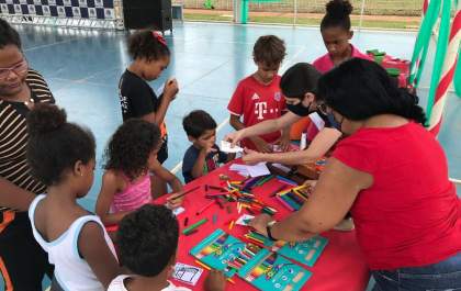 Crianças do Jardim Atlântico comemoraram o Natal na Estação