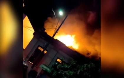 Patrimônio histórico de Aquidauana, prédio com 91 anos da antiga escola Modelo é atingido por incêndio