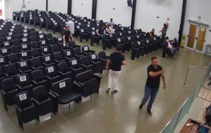 Vereadores denunciam à polícia suposta ameaça por advogado de OSS