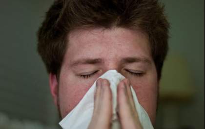 É Covid-19 ou H3N2? Especialistas falam sobre diferenças entre as doenças
