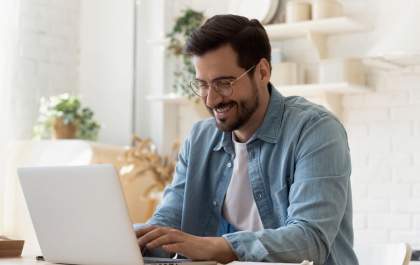 Confira 5 opções de cursos gratuitos para começar 2022 sabendo tudo de Marketing Digital