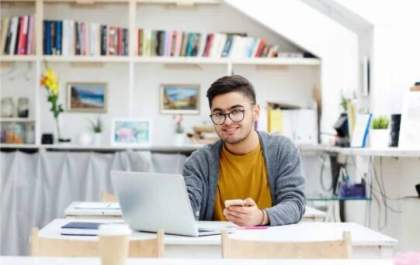 Inteli oferece 100 bolsas de estudo para cursos na área de tecnologia em 2022