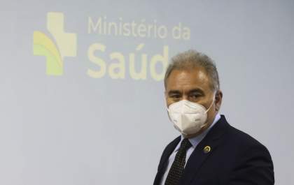 Governo Federal pode reduzir para 5 dias isolamento de assintomáticos com covid