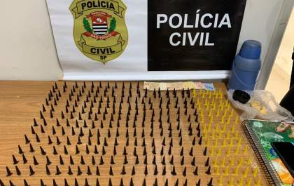 Homem é preso com 321 pinos com cocaína em garrafa térmica