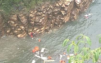 Deslizamento de pedra deixa pelos menos cinco mortos em Capitólio