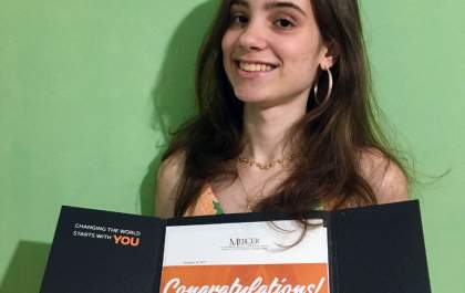 Aluna do Sesi Birigui ganha bolsa de estudos em escola de engenharia nos EUA