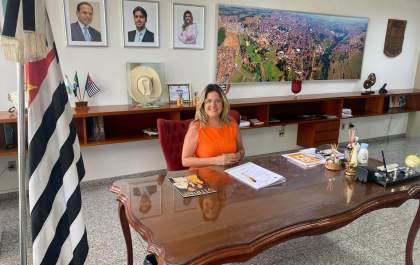 Penápolis tem a primeira mulher vice-prefeita a assumir o Executivo