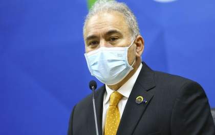 Ministro diz que vacinação infantil contra covid-19 será monitorada